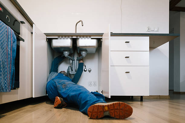 Professional Drain Cleaning technician working in Delano, TN